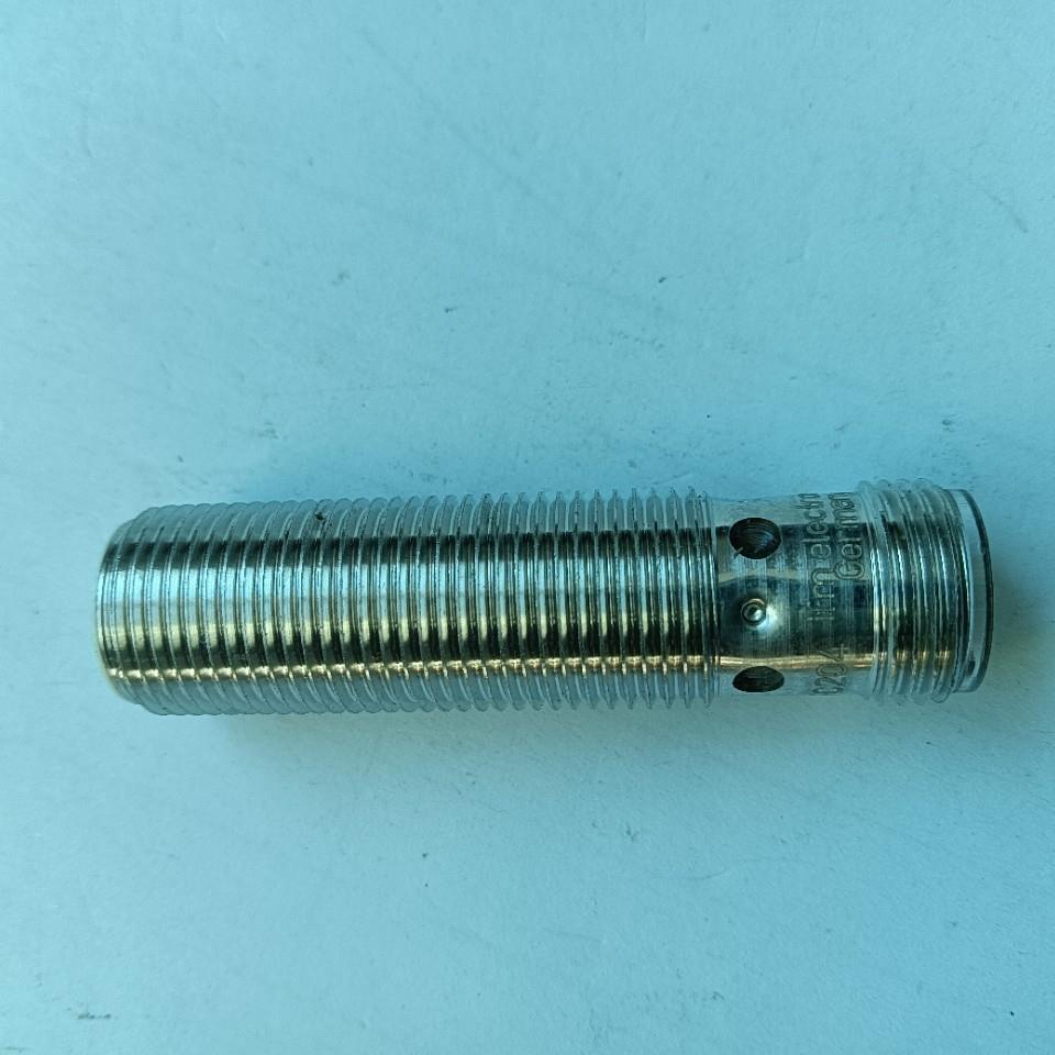 全新原装进口IFM接近开关IFC204