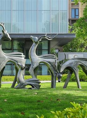 户外抽象几何仿铜梅花鹿玻璃钢雕塑公园林售楼处小区小品白鹿摆件