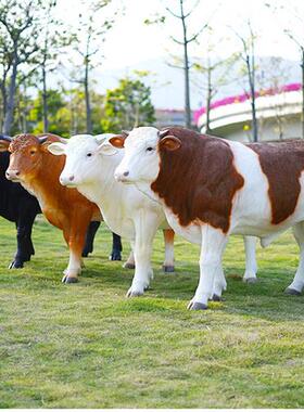 室外卡通牛造型仿真黄牛摆件大型道具公牛玻璃钢雕塑火锅饭店模型