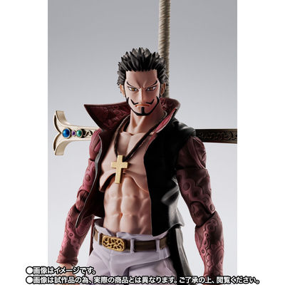 先行 万代 SHF 乔拉可尔 米霍克 鹰之眼 海贼王 航海王 可动手办