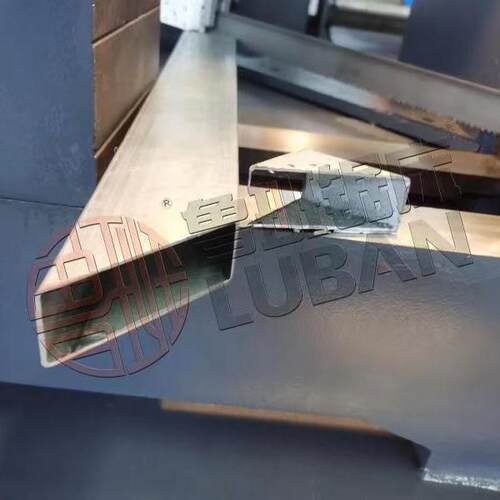 45°/60°角度锯切4260数控全自动角度锯床模具钢/异形件锯床