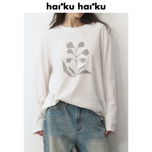 Haiku “Plant Stamps”铃兰花影印花 纯棉丝光肌理宽松长袖T恤