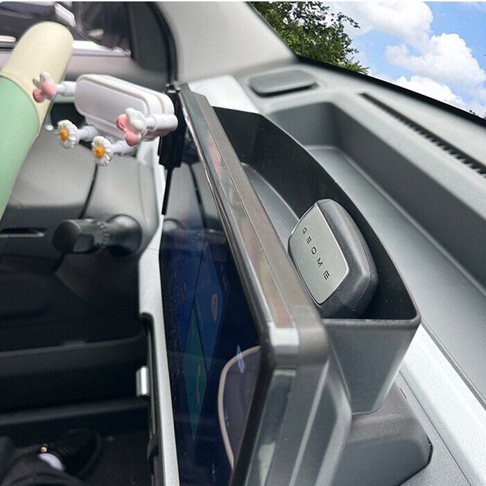 合适于吉利熊猫屏幕款车载手机支架汽车专用导航架显示屏改装底座