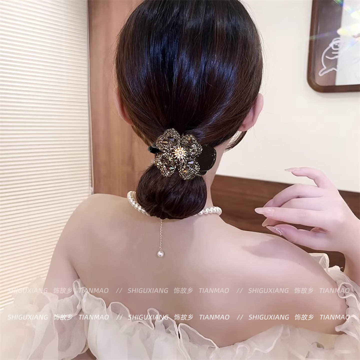 丸子头抓夹女2026新款高端图片