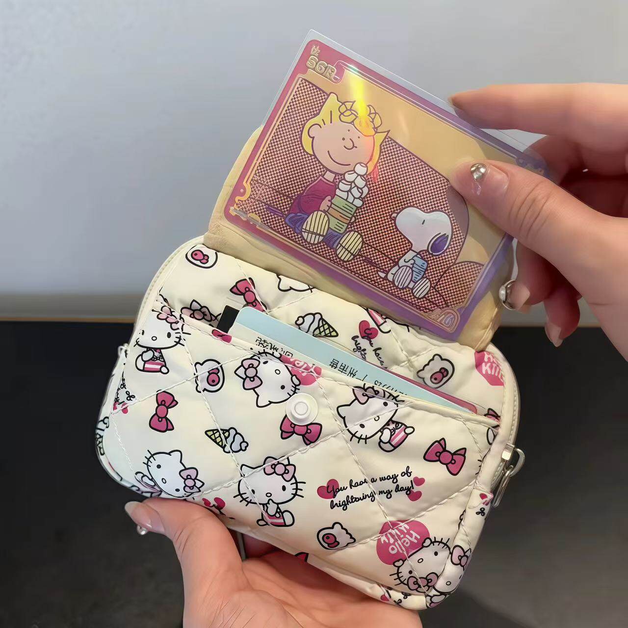 哈喽Kitty猫零钱包小型可爱便携随身卡包迷你化妆品口红CCD收纳包