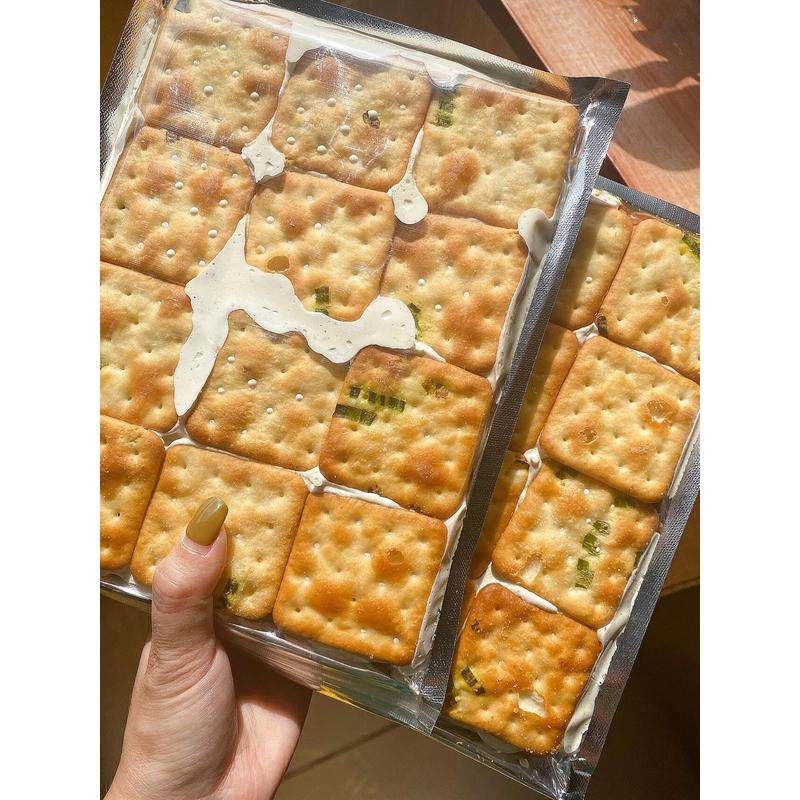 手撕牛轧饼葱香拔丝饼干棉花糖夹心香葱饼牛轧糖饼干下午茶点心