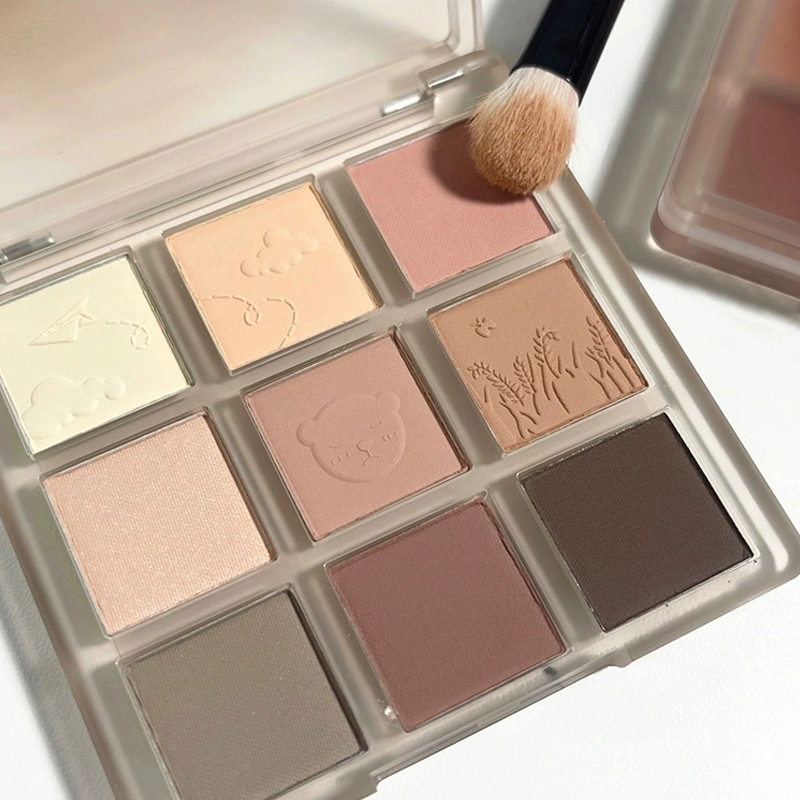 咨询42元！pinkbear皮可熊眼影盘