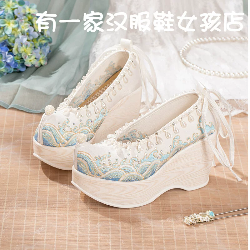 新款汉服鞋子女10cm超高跟内增高绣花鞋大坡跟珍珠古风布鞋汉服鞋,女鞋,婚鞋,淘宝优惠券,粉丝福利购,淘宝优惠卷