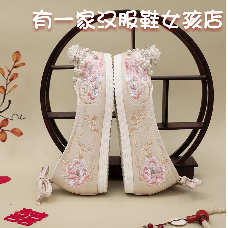 新款汉服鞋子女内增高古风绣花鞋搭配马面裙翘头弓鞋软底演出布鞋