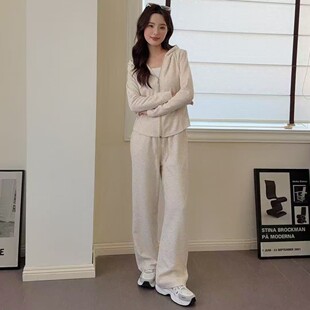 羚羊绒瑜伽运动套装女2025秋冬新款连帽半拉链纯色上衣裤子两件套