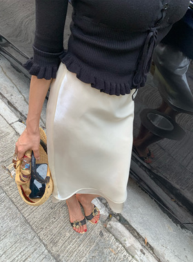 龍喜儿 百合缎半身裙女2026夏季新款法式垂坠感修身显瘦半裙R725