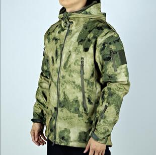 plus jacket休闲大码 size assault 迷彩冲锋衣 camouflage Casual
