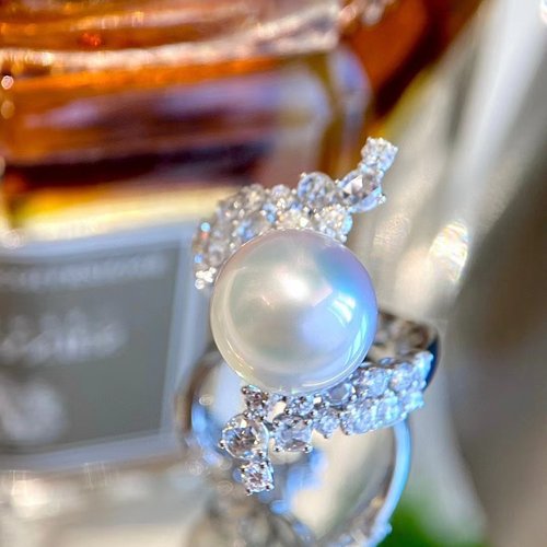 钻石澳白珍珠维纳斯戒指真是美得让人心动正圆形状极为完美