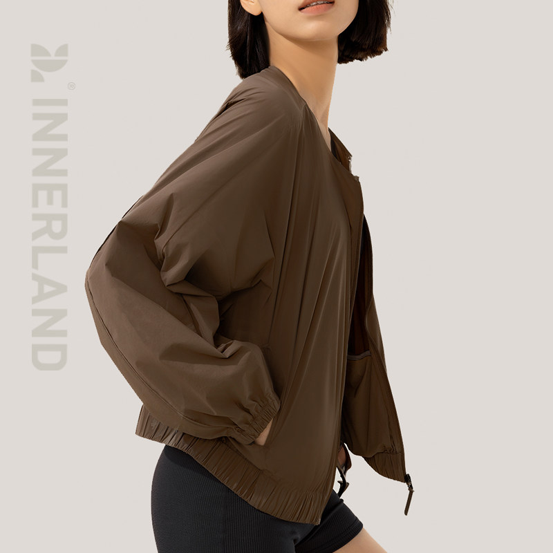 INNERLAND轻盈防晒短款可收纳运动夹克轻薄透气棒球服外套女生款