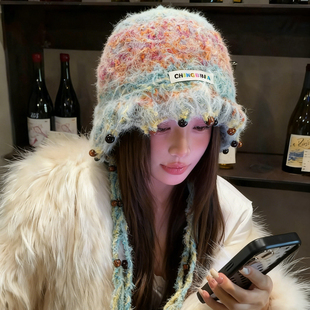 2025新款彩色毛线针织帽手工编织流苏花辫保暖包头帽绑带雷锋帽女
