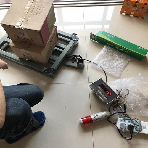 模拟开关量信号输出电子秤50/5带继电器控制上下限报警电子台