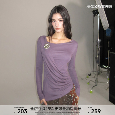 SEGI原创设计秋冬新款立体剪裁荡领不对称灰紫色针织打底衫女上衣
