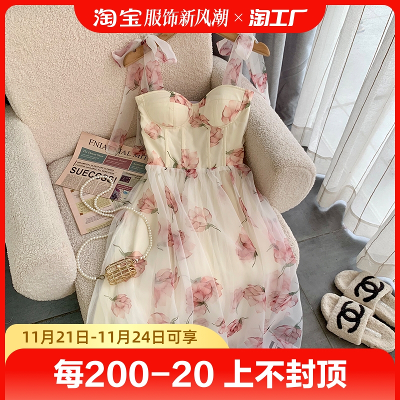 法式吊带连衣裙女新款超仙气质氛围感收腰抹胸茶歇绑带碎花长裙夏