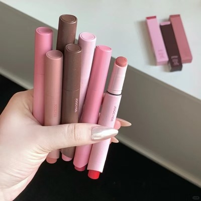 Joocye酵色粉雾口红笔复古冬哑光