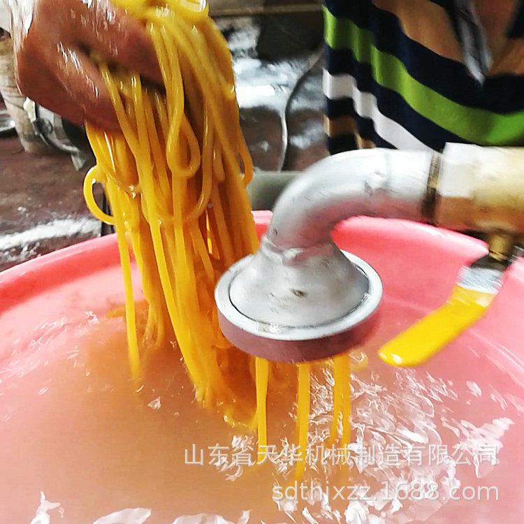 932北苞米条馇机早市酸子汤东机现做现卖包教技术