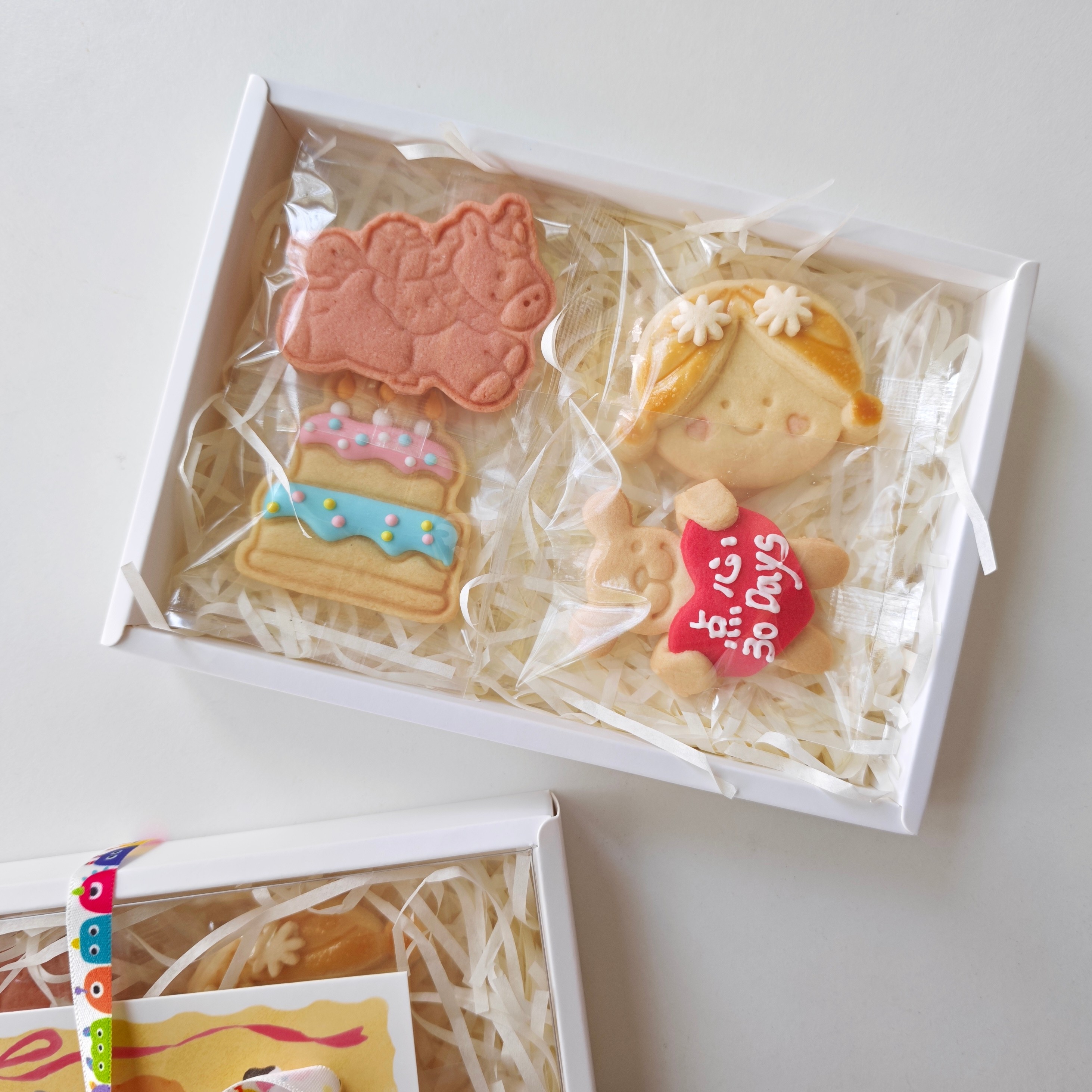 可爱满月礼曲奇饼干宝宝周岁生日礼物卡通可定制百日宴装饰伴手礼