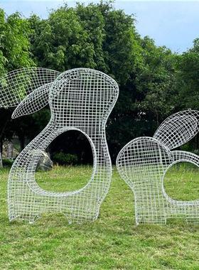 园林景观铁艺镂空兔子雕塑小区地产草坪装饰品抽象不锈钢动物摆件