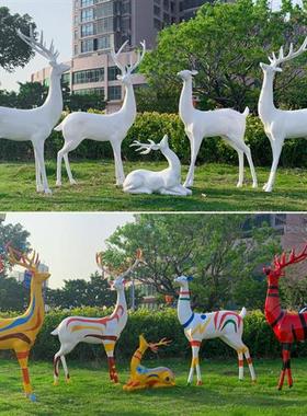 玻璃钢梅花鹿雕塑摆件户外园林景观仿真抽象白麋鹿动物美陈装饰品
