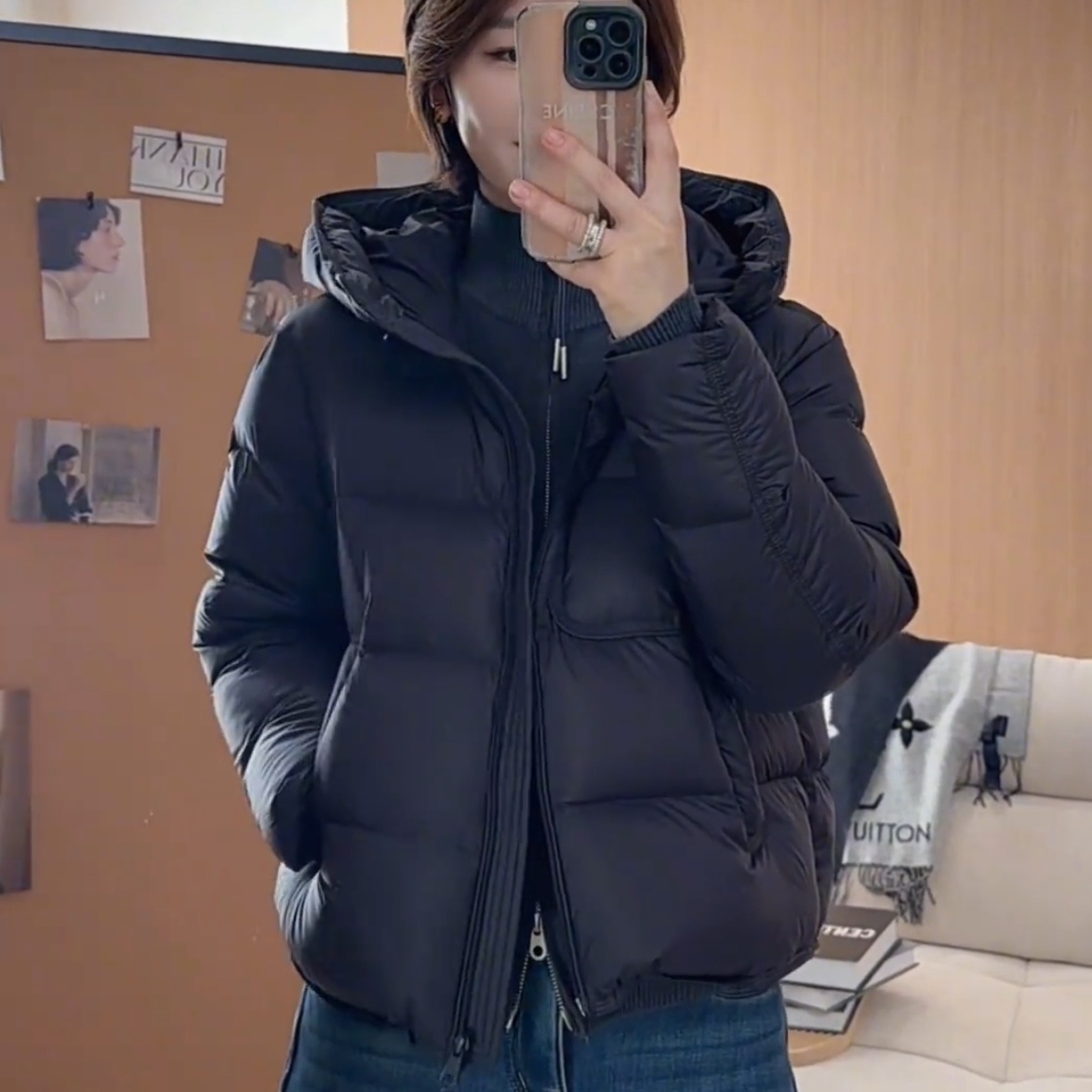 短款连帽泡芙龟背羽绒服女冬季