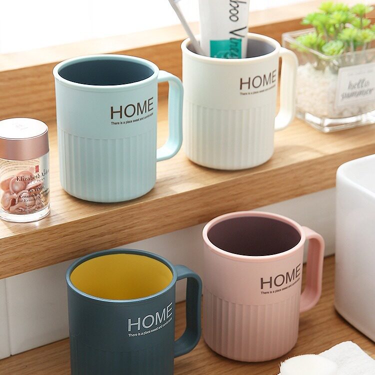 创意双色漱口杯家用刷牙洗漱塑料带手柄撞色水杯牙刷杯情侣杯