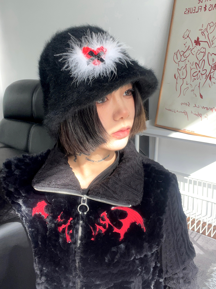 Y2K小众秋冬爱心设计盆帽