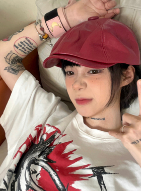 pu皮质显脸小红色前进帽女短檐休闲圆顶报童帽百搭休闲工装风帽子