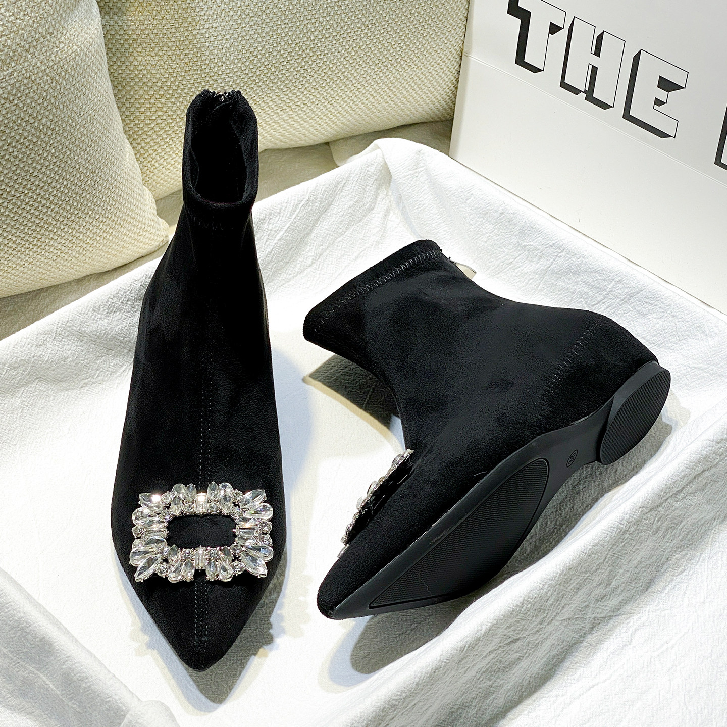 黑色水钻尖头弹力靴女2025冬季新款气质搭扣内增高百搭瘦瘦靴短靴,女鞋,弹力靴/袜靴,淘宝优惠券,粉丝福利购,淘宝优惠卷