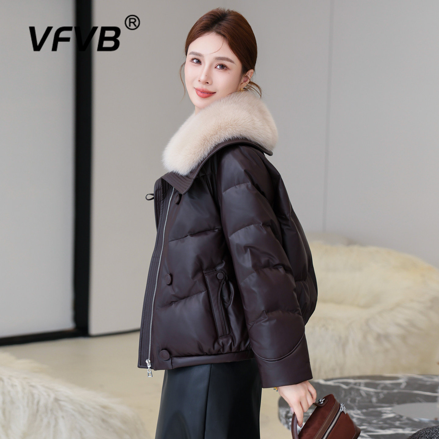 绵羊皮皮衣女2026年秋冬新款高级感气质狐狸毛领短款海宁皮草外套