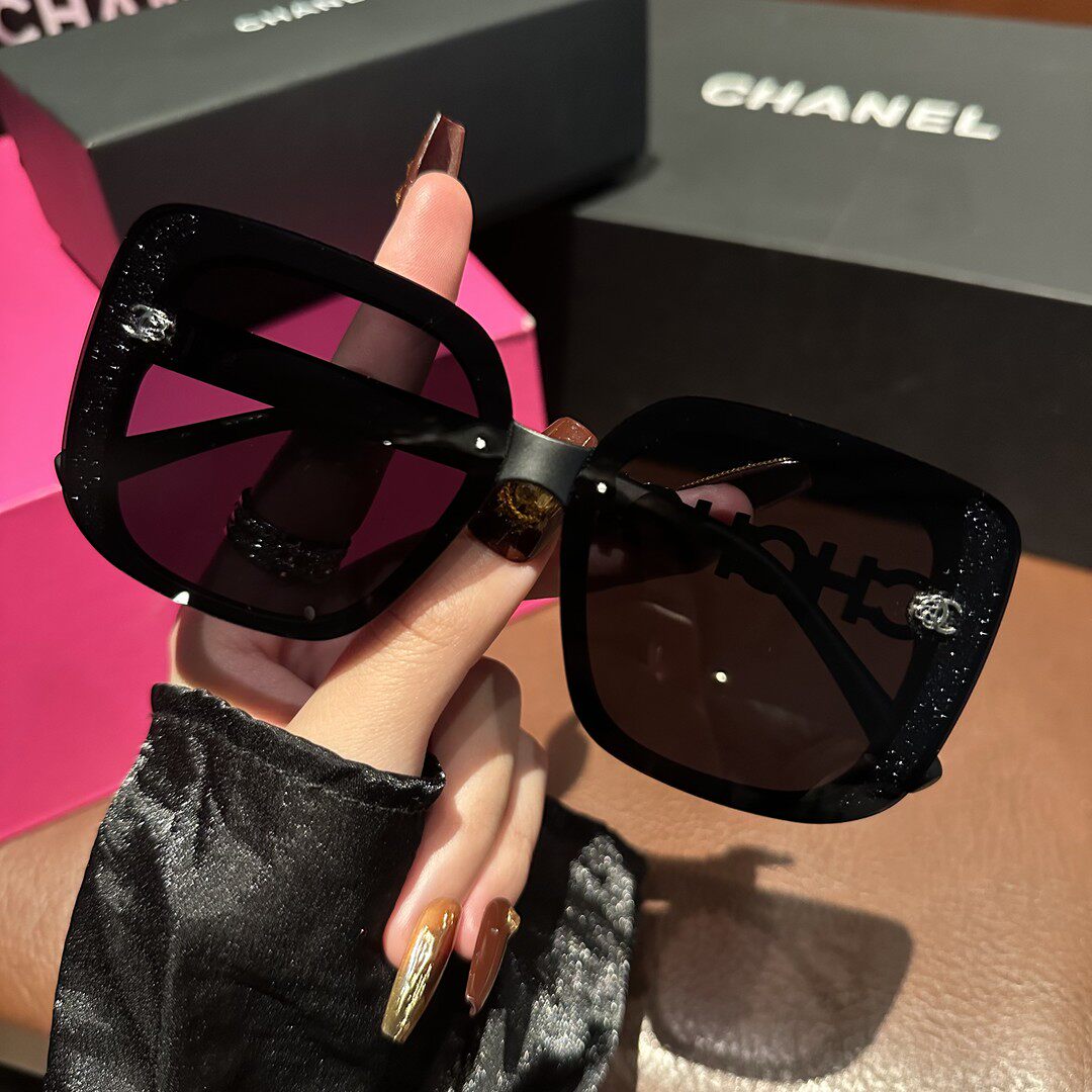 洛厄威【香奢系列】轻奢订制高清偏光太阳镜开车旅行防紫外线墨镜