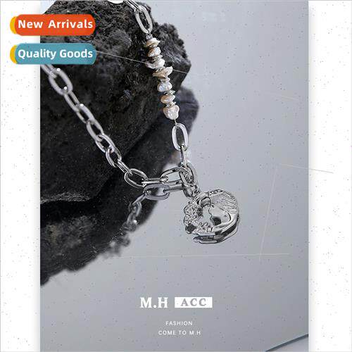 Baroque pearl pendant necklace women simple fashion sweater