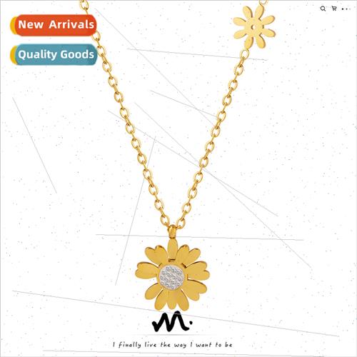 Europe accessories daisy flower zirconia pendant sweater nec