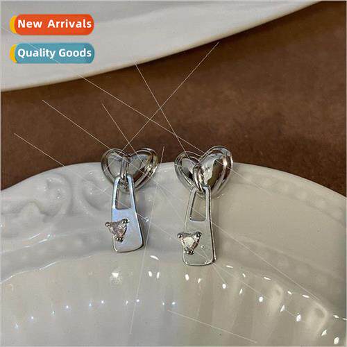 Sense love zipper earrings 2022 new tide zirconia earrings f