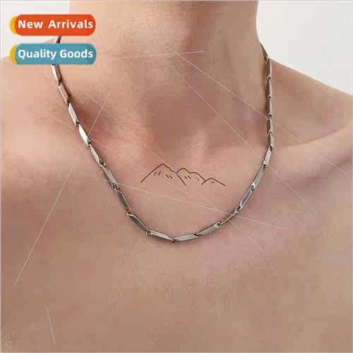 Tanium steel rhombus-shaped collarbone chain male simple nec