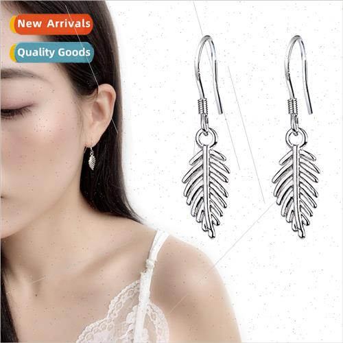 Korealeaf earrings spirual fresh simple leaf ear hook lerary