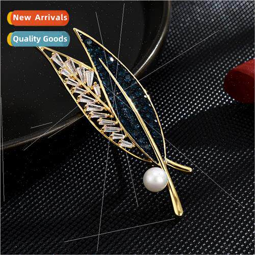 Classic retro Europe double leaf pearl brooch atmosphere lea