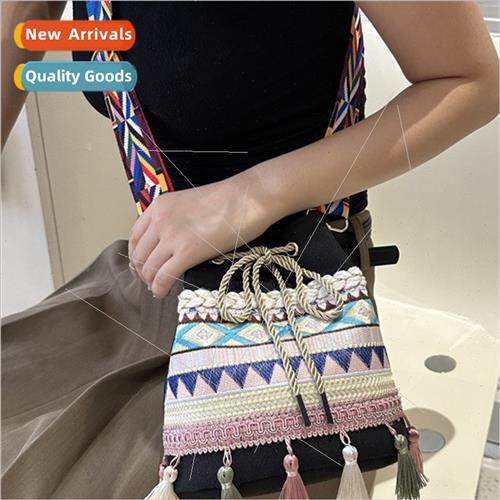 Autumn winter new bag ethnic wind fringe niche bucket bag si