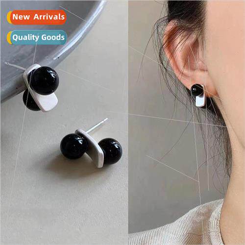 Black pearl asymmetrical earrings female simple black ball e