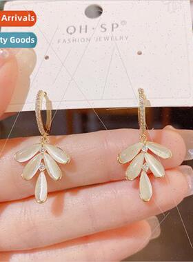 Korea 2022 new tide female zirconia cat eye stone leaf earri