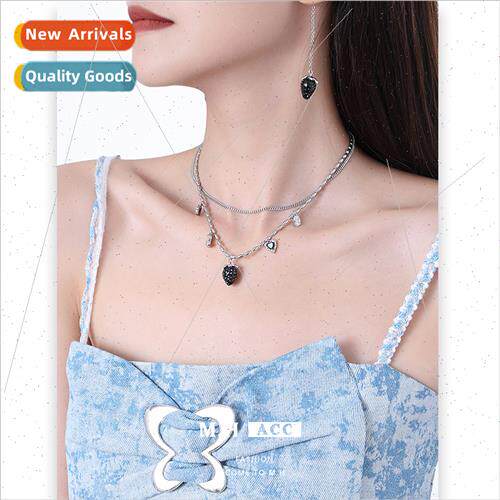 Black oil dripping strawberry stacking necklace niche female