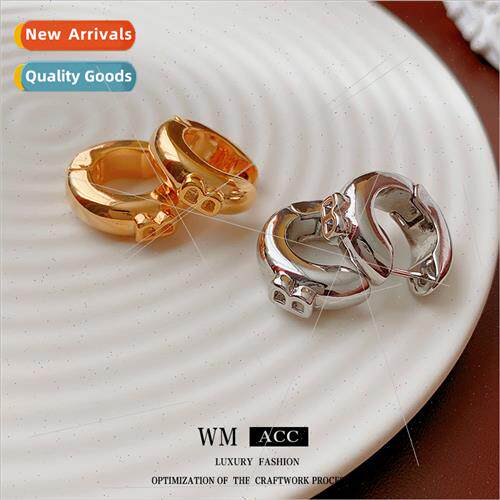 Alphabet round metal earrings Tiny match earrings fashion ea