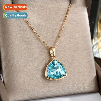 new Austrian artificial crystal shield-shaped earrings ins s