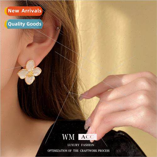 silver needle oil drop flower earrings Koreasimple earrings