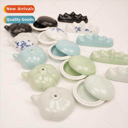 Blue whe porcelain pen mountain water drop print clay box k