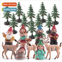 Whe-tailed deer gnome family Christmas e model creative Chri