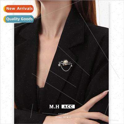 Golden Planet brooch female new niche exquise corsage retro